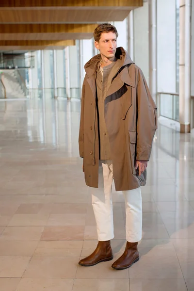 Look 5